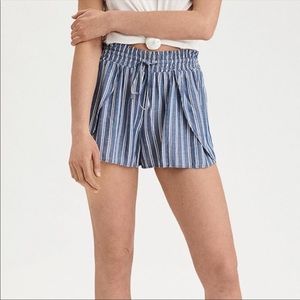 American Eagle outfitters blue and white striped fabric shorts